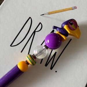 Disney Doorables: Sleeping Beauty: Diablo handmade beaded pen